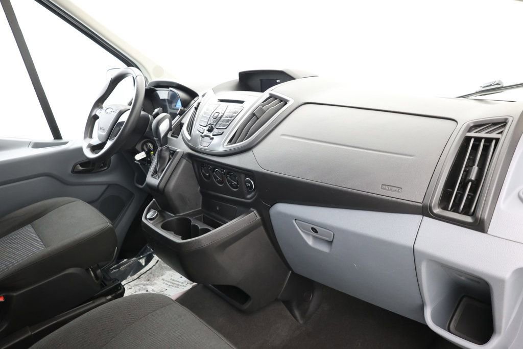 Used 2018 Ford Transit 350 XLT image 22