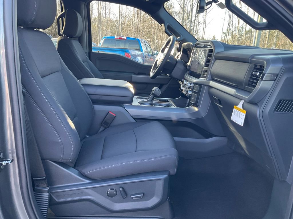New 2026 Ford F150 XLT w/ Equipment Group 302A MID image 12