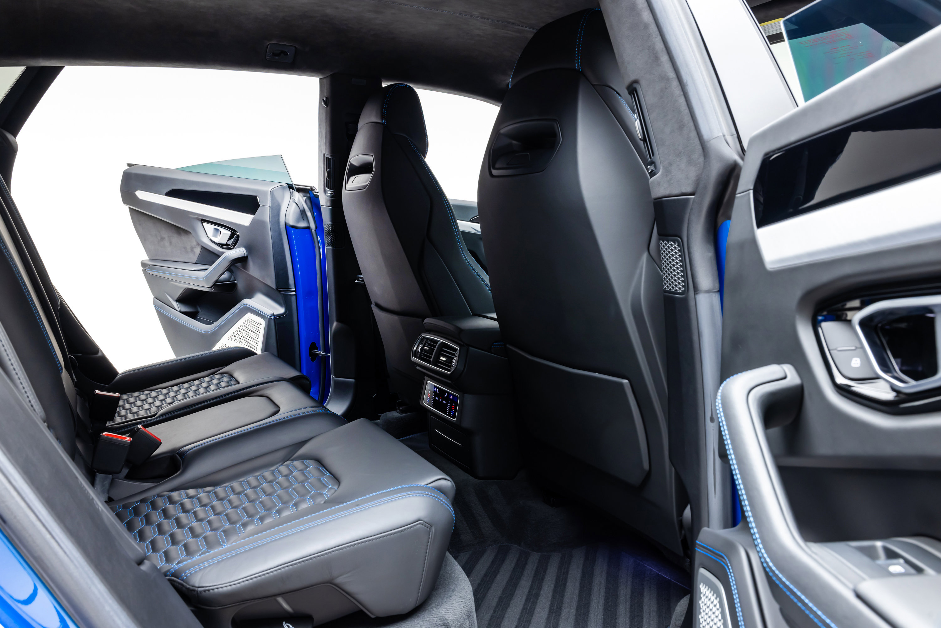 Used 2019 Lamborghini Urus image 61