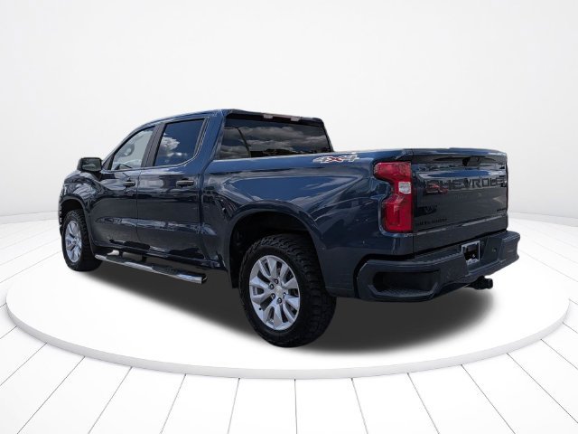 Used 2021 Chevrolet Silverado 1500 Custom w/ LPO, Dark Essentials Package AWD/4WD image 5