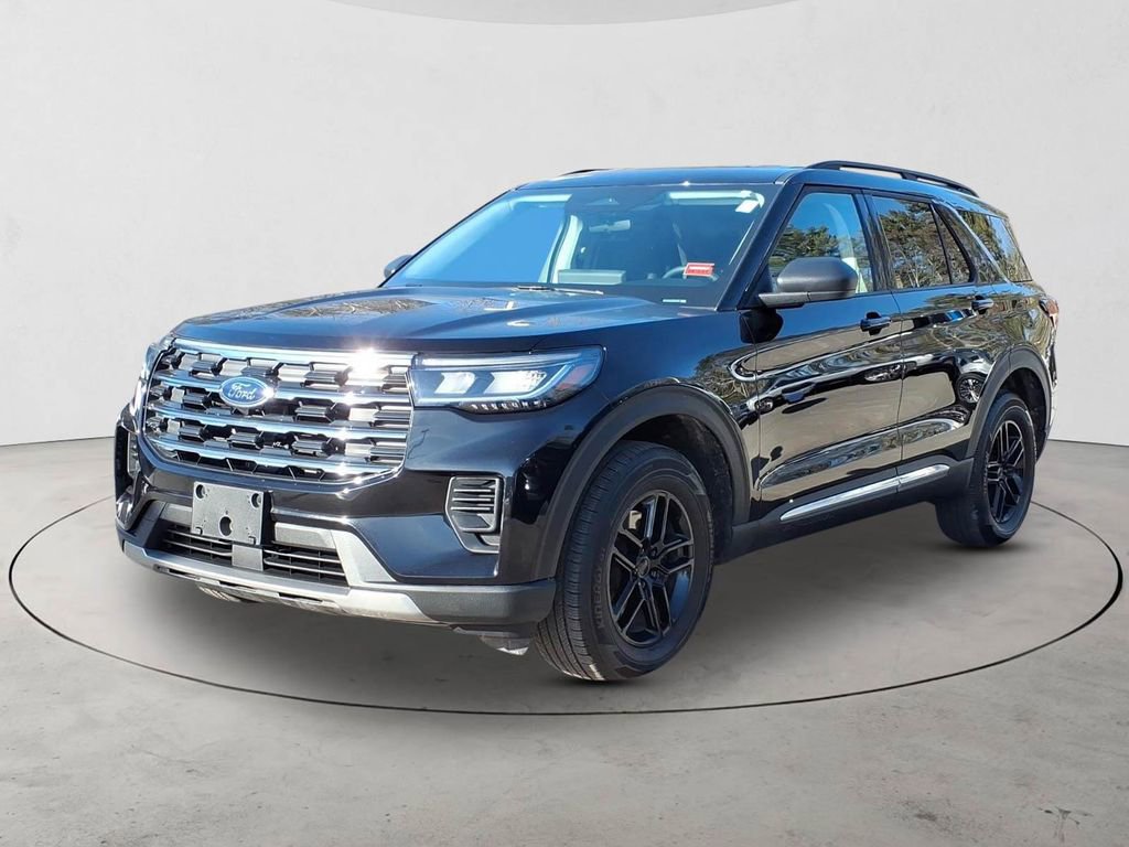 Used 2025 Ford Explorer Active