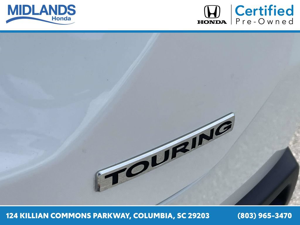 Used 2025 Honda Pilot Touring image 9