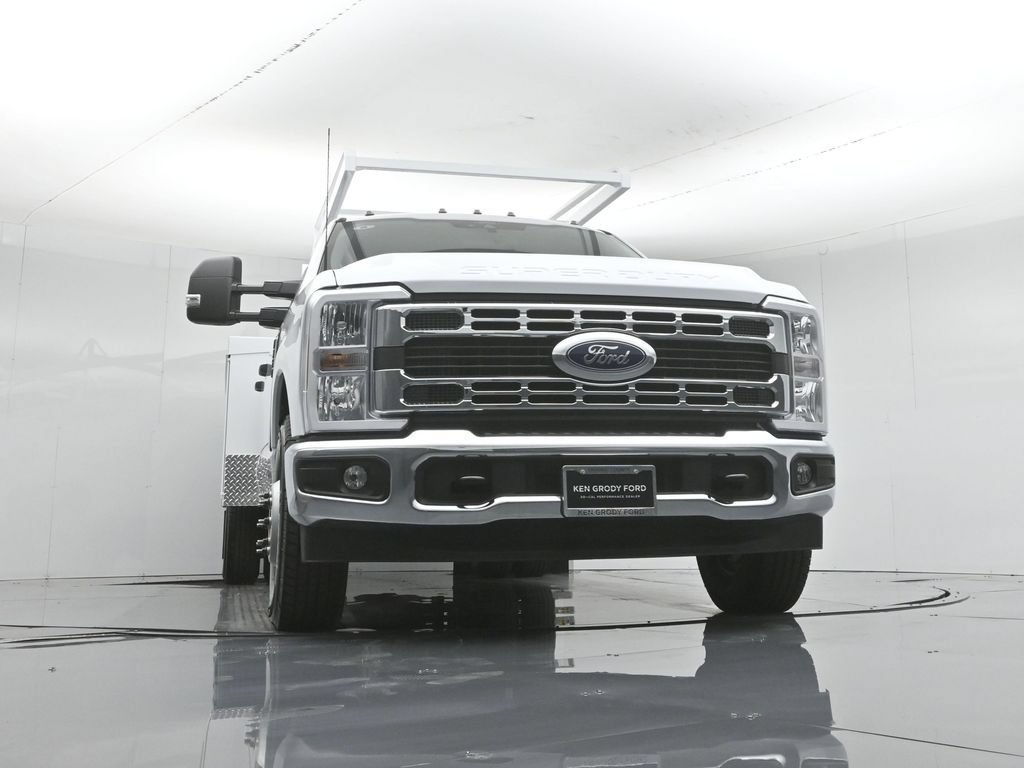 New 2026 Ford F350 XL w/ XL Chrome Package RWD image 54