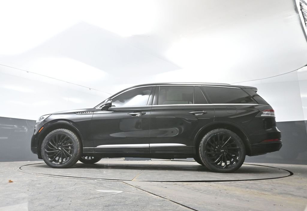 Used 2022 Lincoln Aviator Reserve w/ Equipment Group 201A image 56