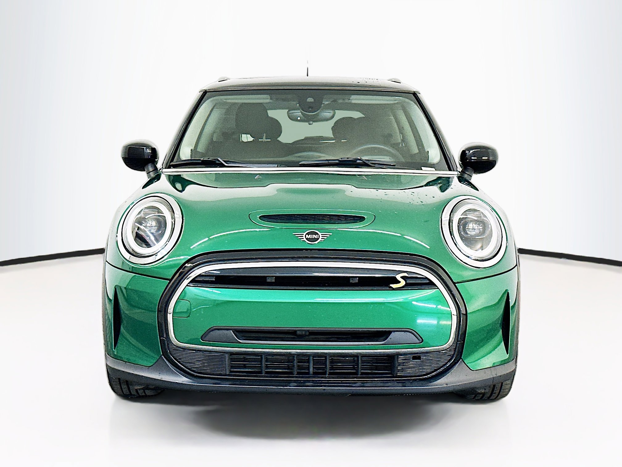 Used 2023 MINI Cooper SE image 2