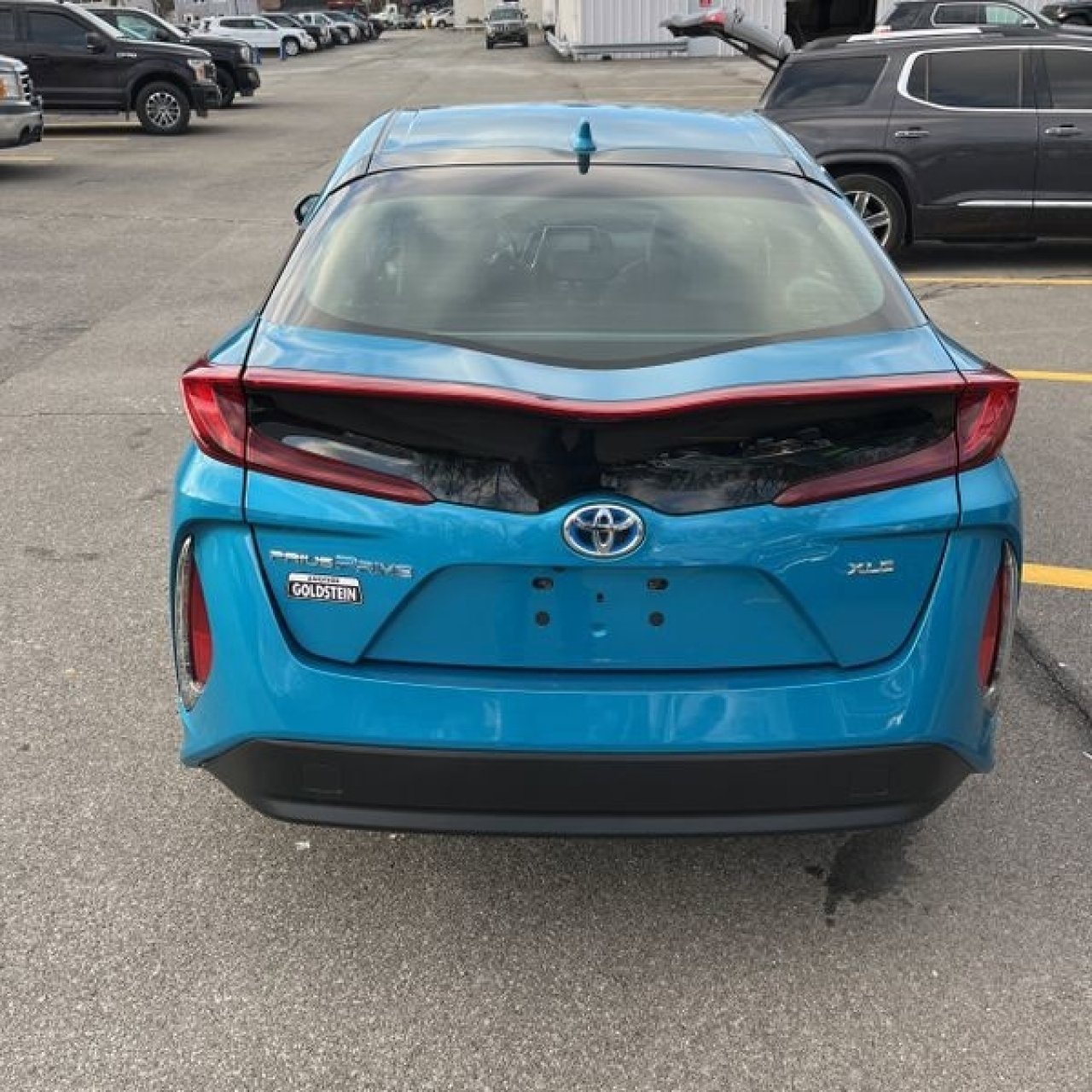 Used 2020 Toyota Prius Prime XLE image 6