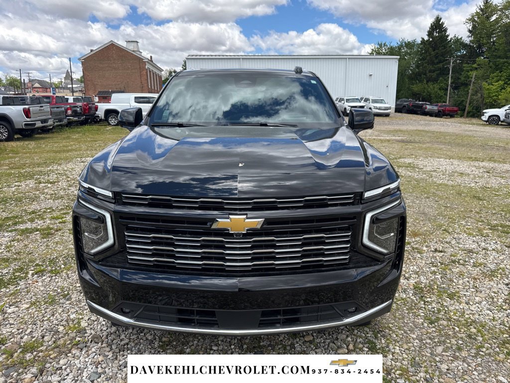 Used 2025 Chevrolet Tahoe High Country w/ Sun And Tow Package AWD/4WD image 3