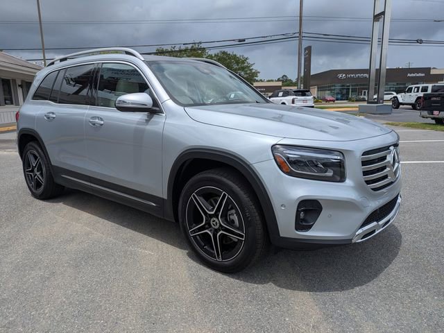 New 2026 Mercedes-Benz GLB 250 image 2