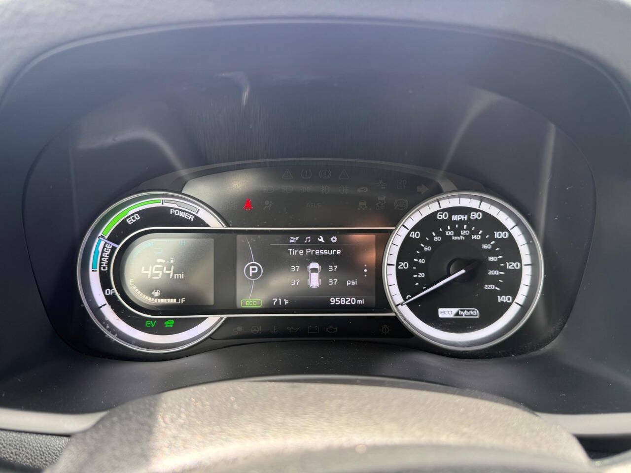 Used 2019 Kia Niro LX FWD image 14