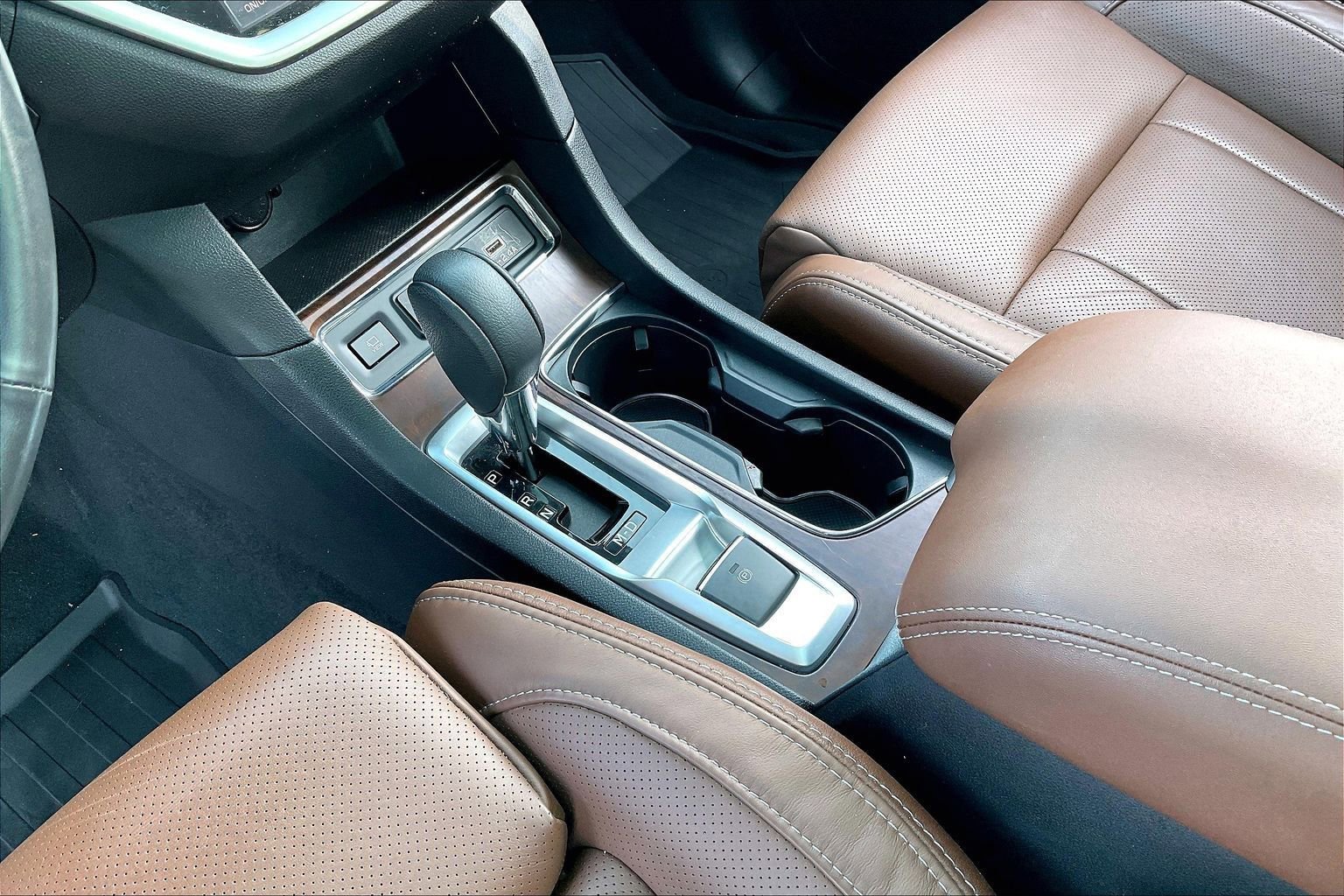 Used 2024 Subaru Ascent Touring AWD/4WD image 13