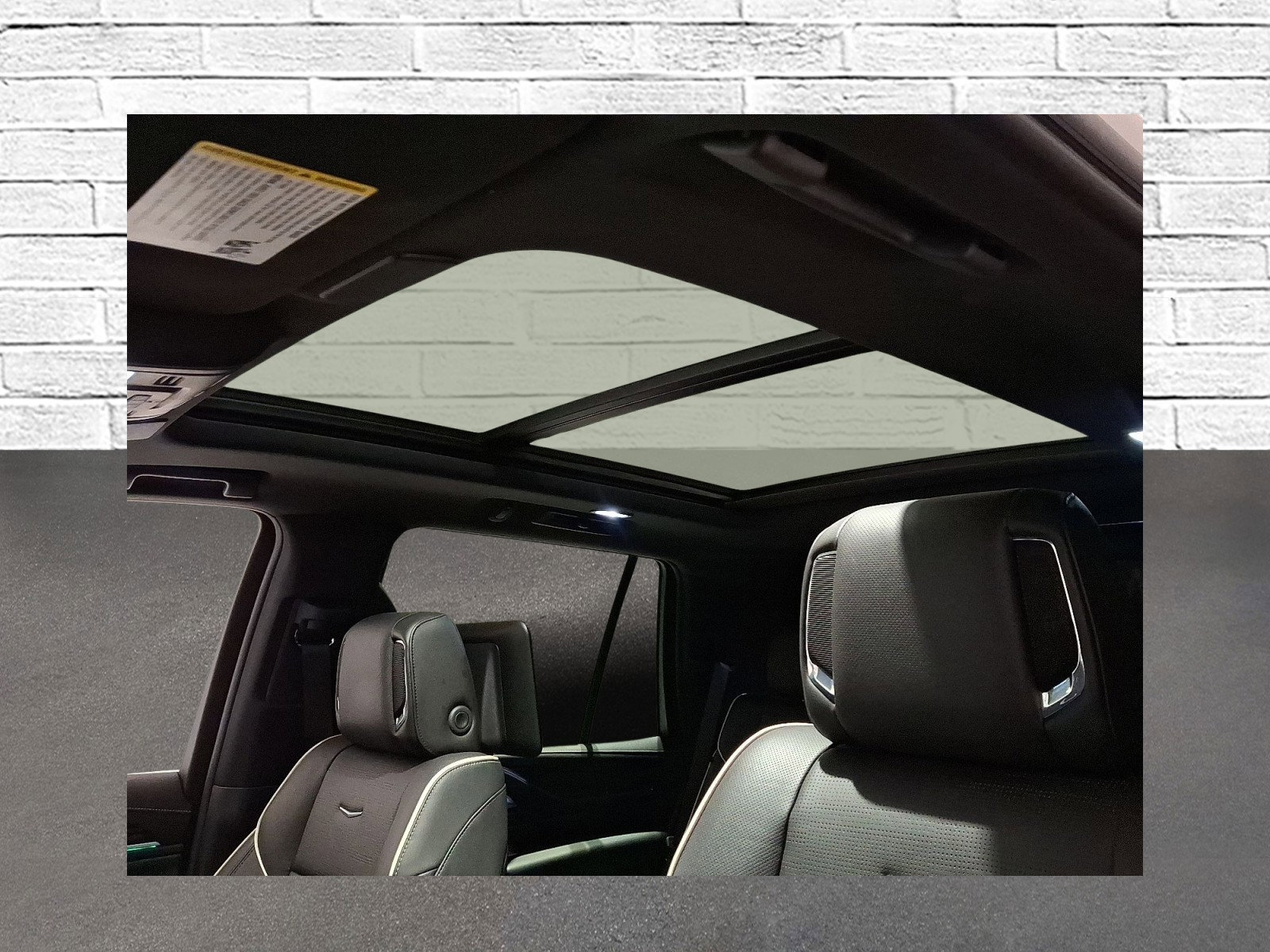 Certified 2021 Cadillac Escalade Premium Luxury image 9