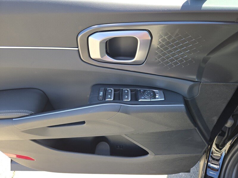 New 2026 Kia Sorento S AWD/4WD image 9