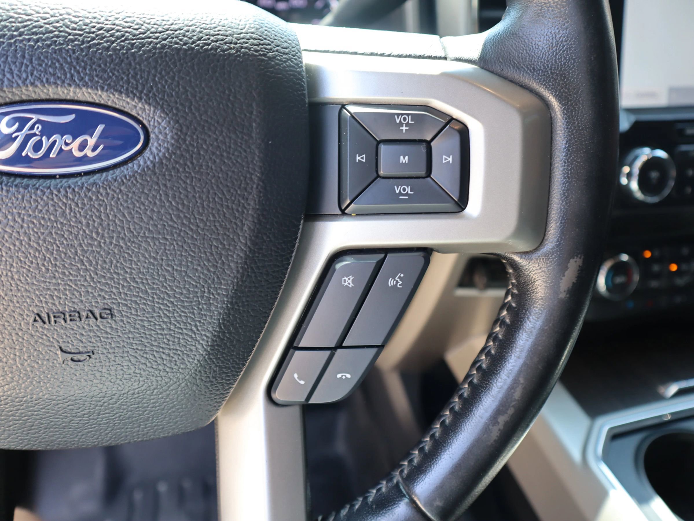 Used 2021 Ford F350 Lariat w/ Lariat Ultimate Package image 21