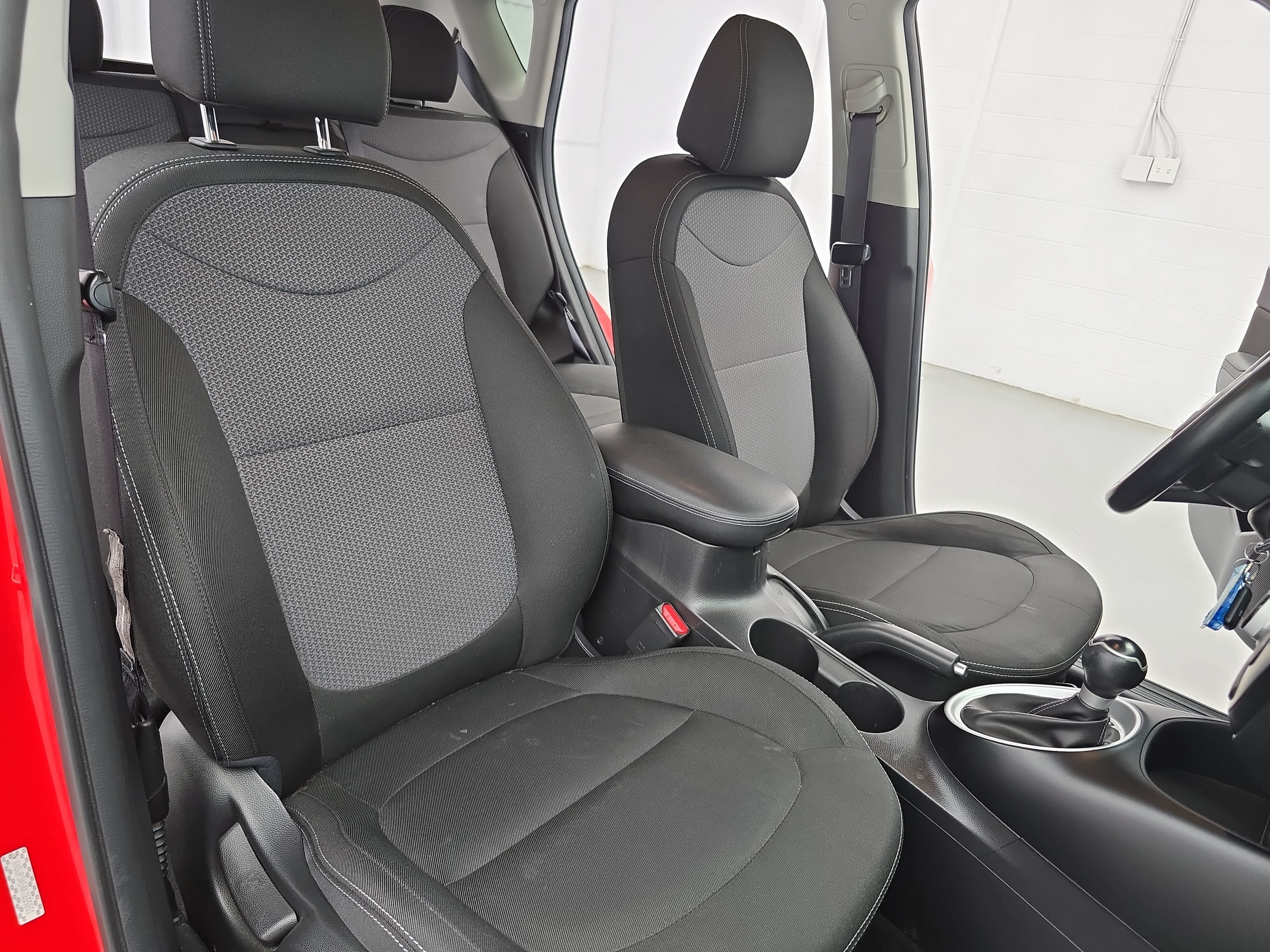 Used 2019 Kia Soul + FWD image 10