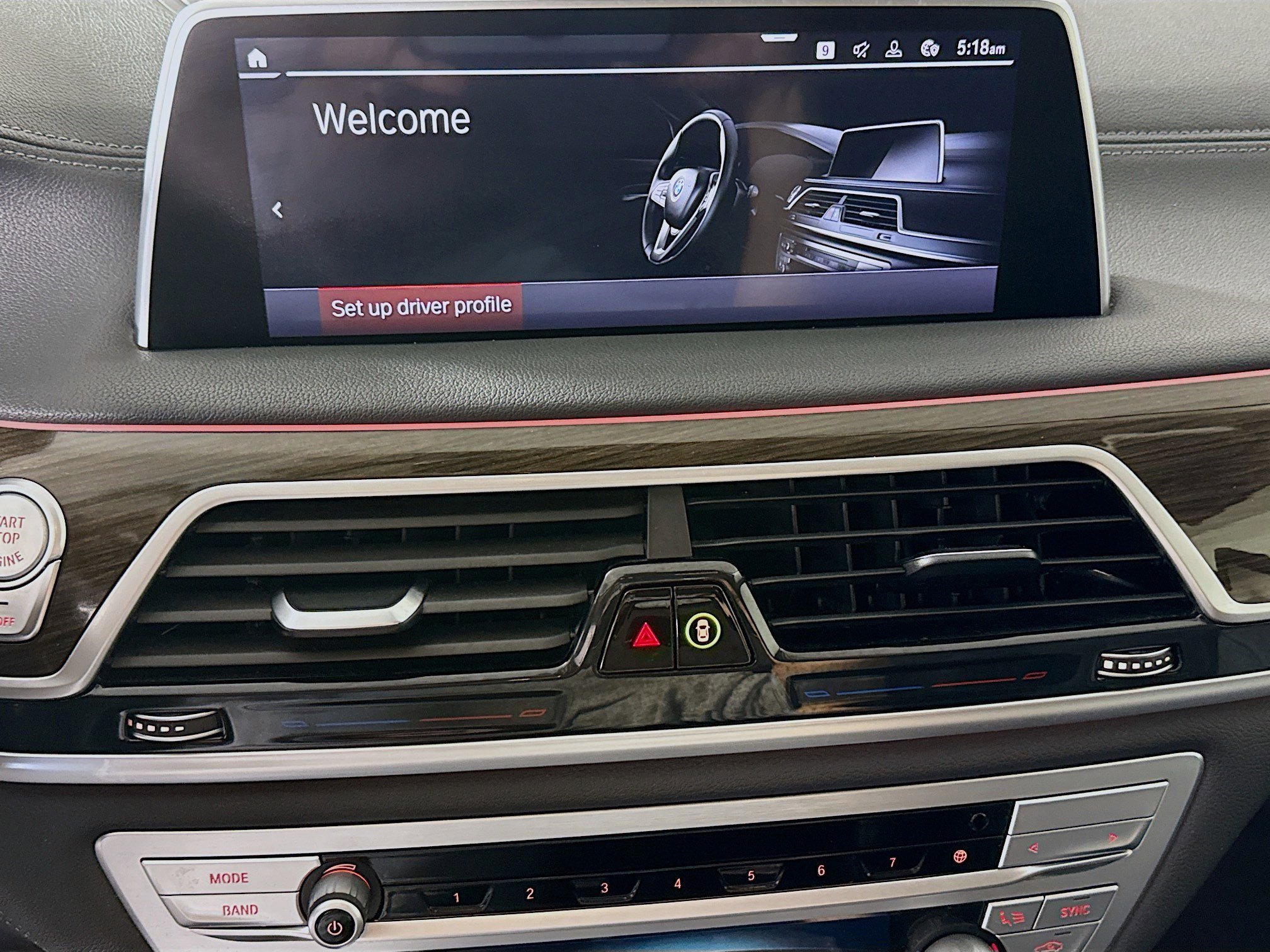 Used 2022 BMW 740i image 18