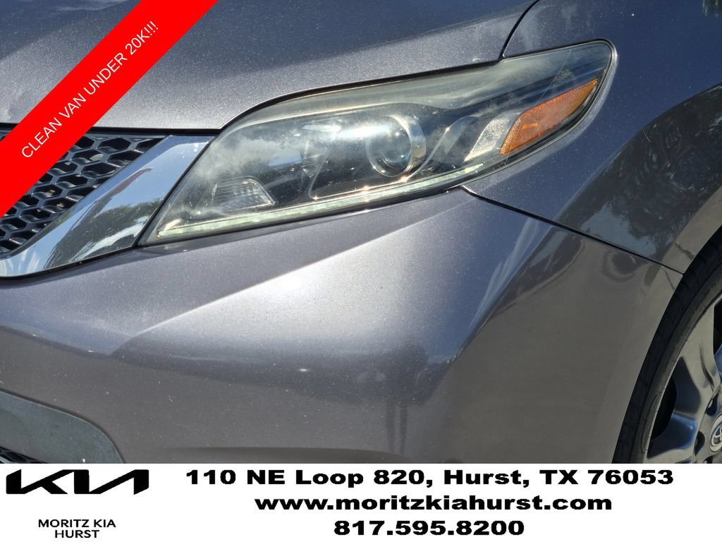 Used 2017 Toyota Sienna SE FWD image 15
