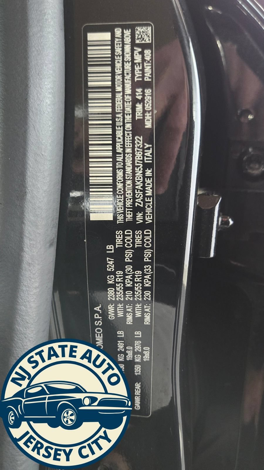 Used 2018 Alfa Romeo Stelvio Ti AWD/4WD image 29