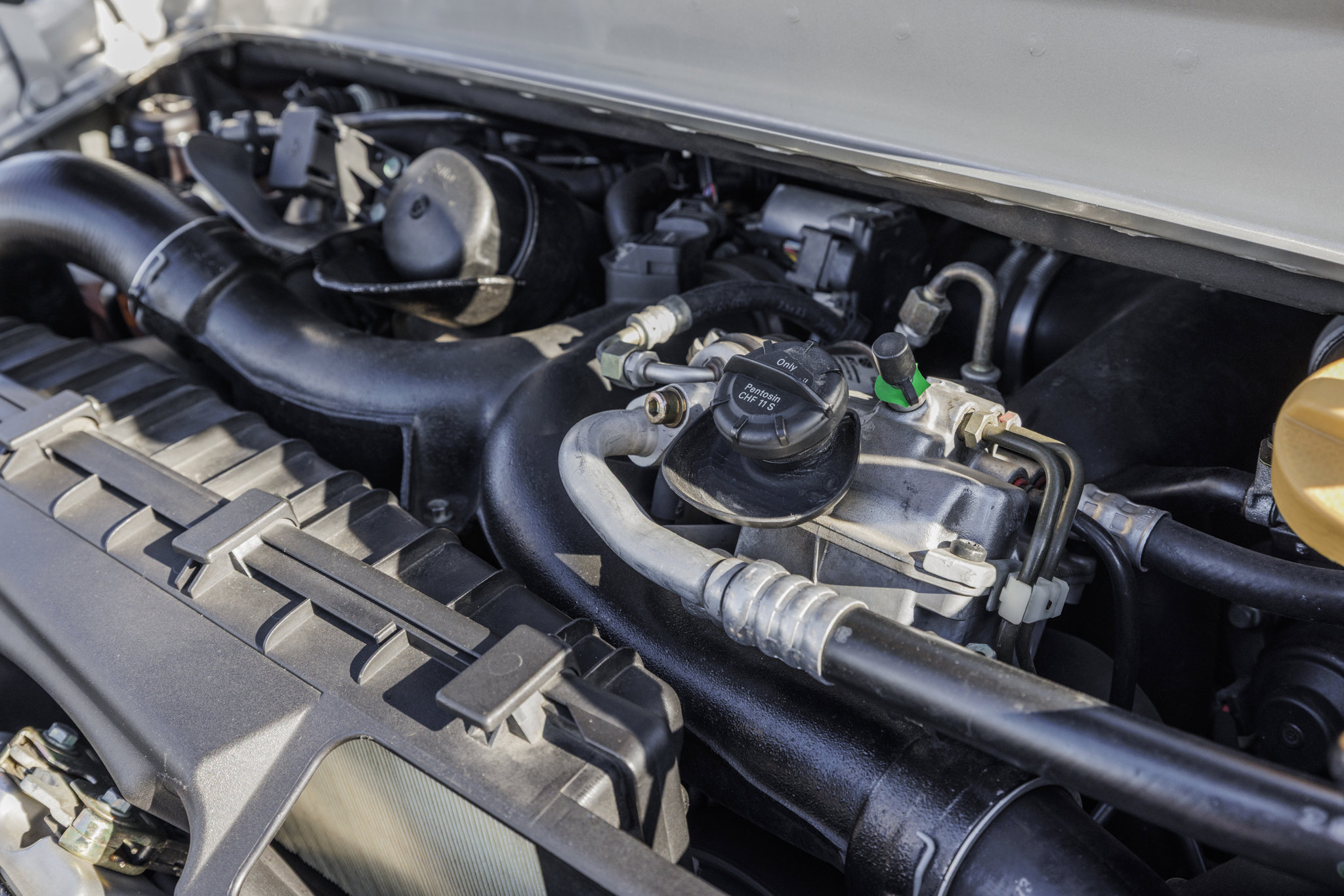 Used 2001 Porsche 911 Turbo image 32