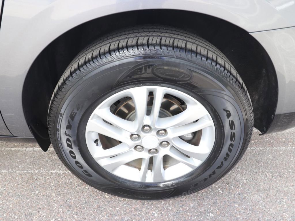 Used 2019 Buick Enclave Premium image 25