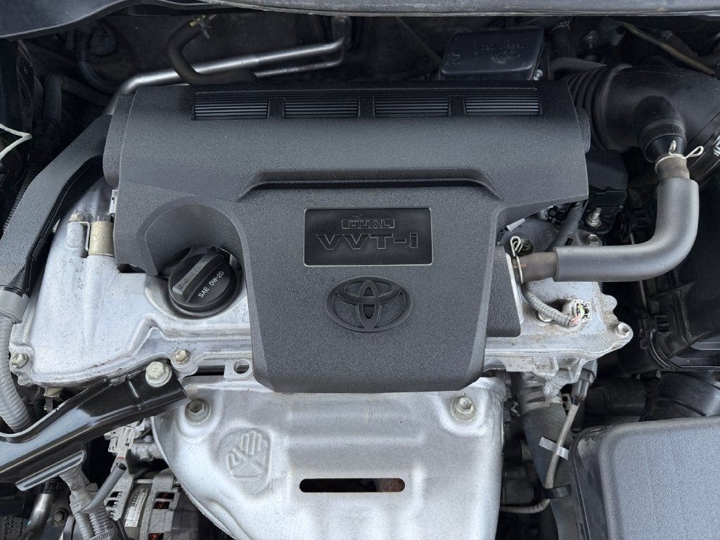 Used 2016 Toyota Camry SE FWD image 30