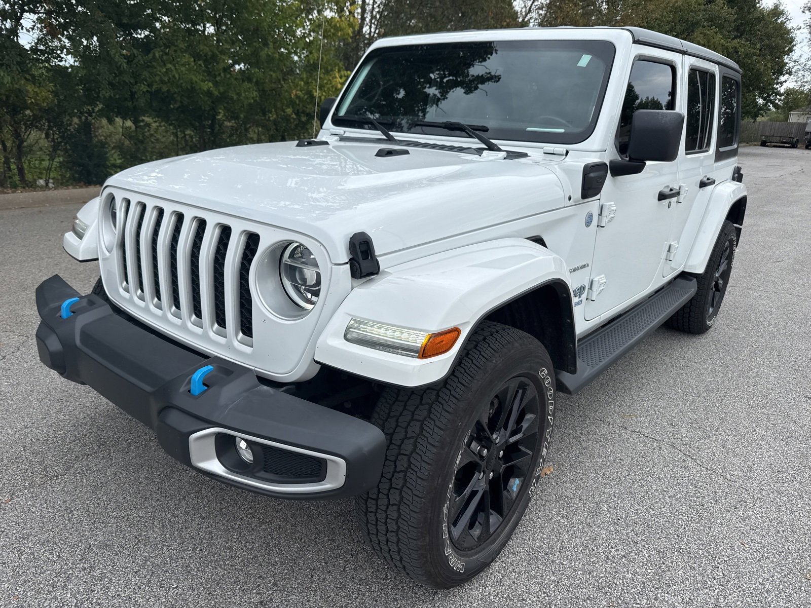 Used 2022 Jeep Wrangler Unlimited Sahara w/ Cold Weather Group