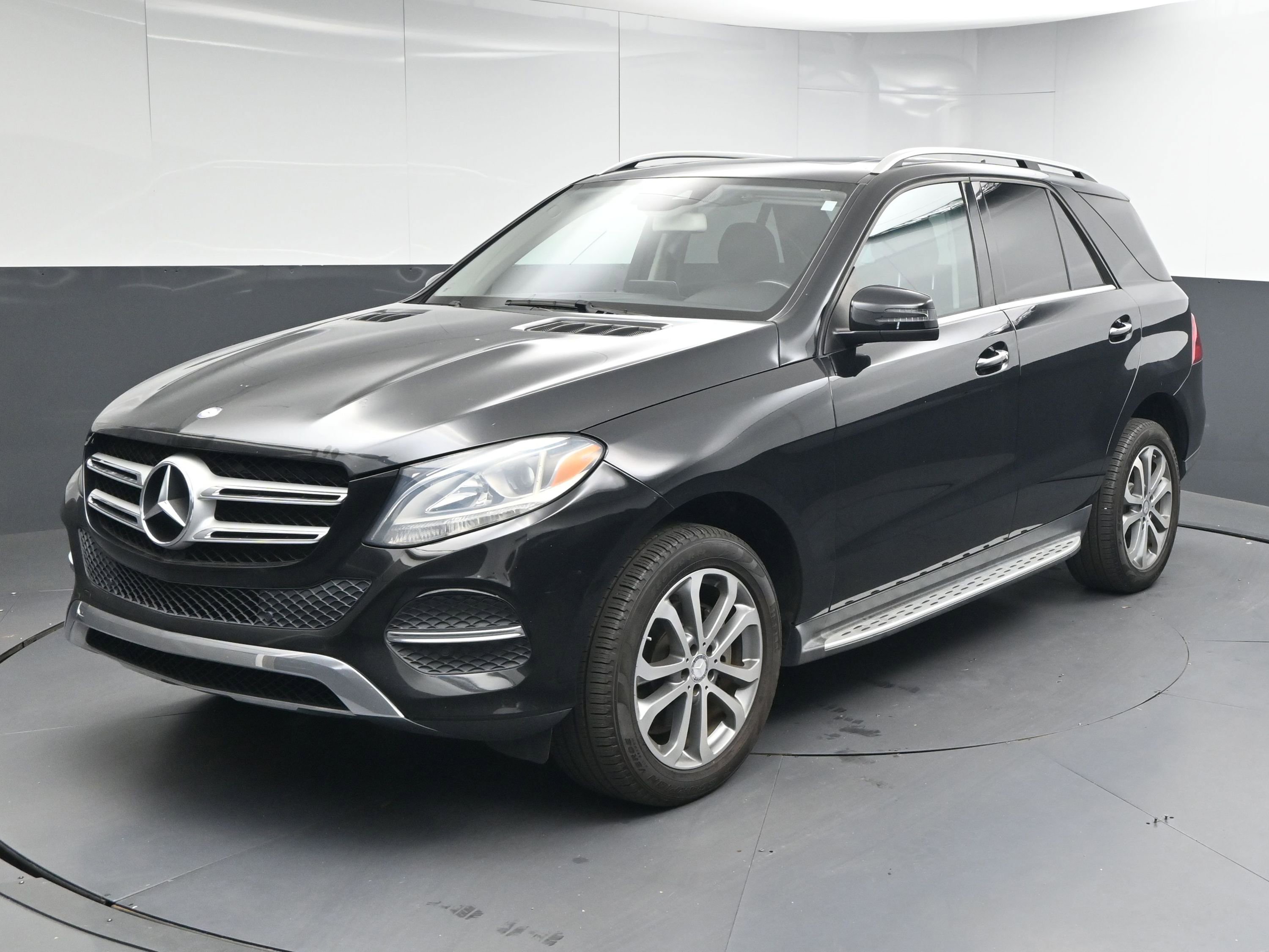 Used 2016 Mercedes-Benz GLE 350 GLE 350 w/ Premium Package image 4