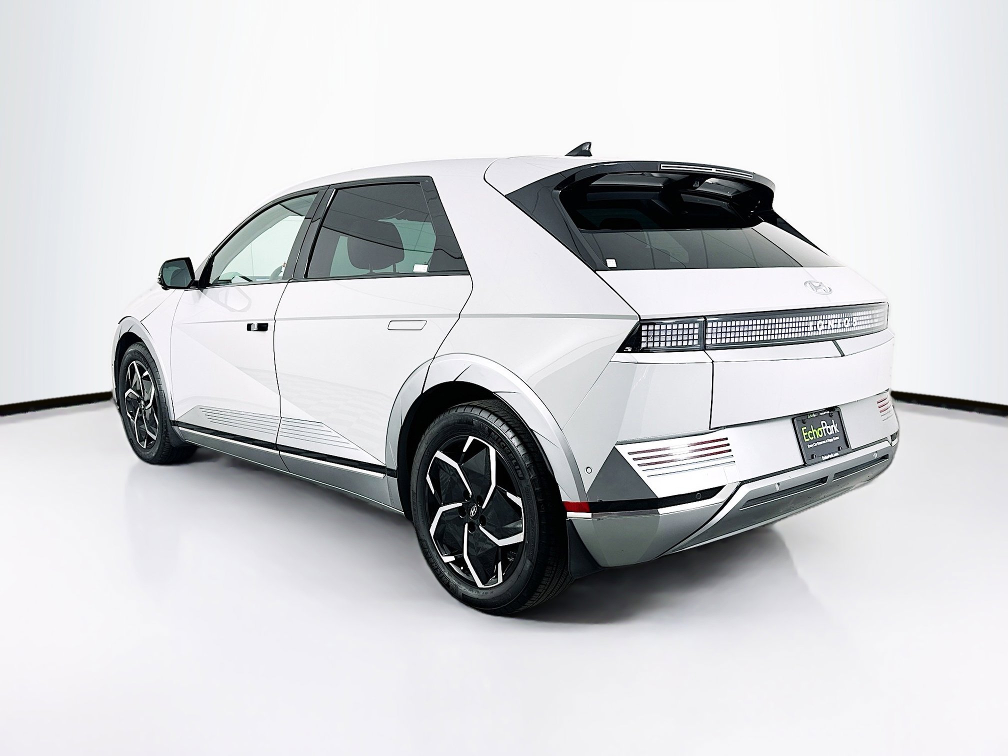 Used 2024 Hyundai Ioniq 5 Limited image 5