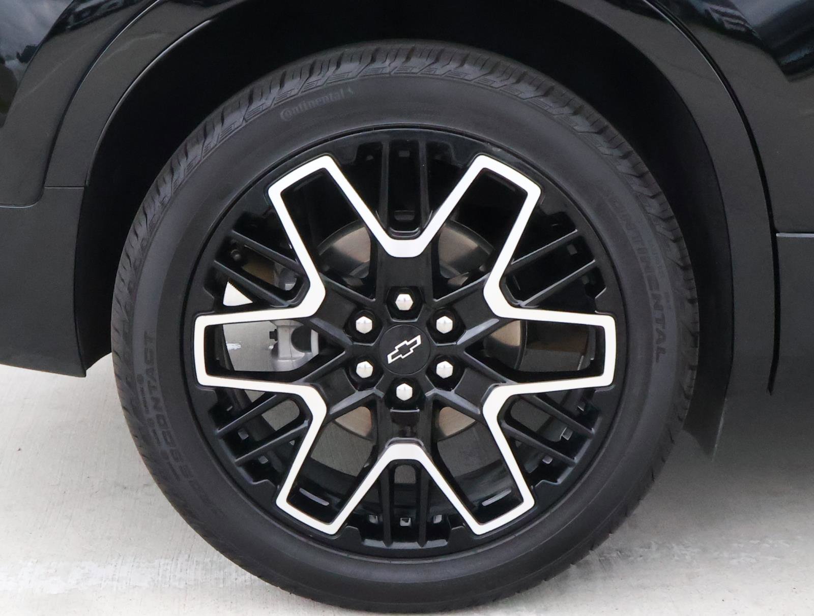 Used 2024 Chevrolet Blazer RS w/ Driver Confidence II Package FWD image 10