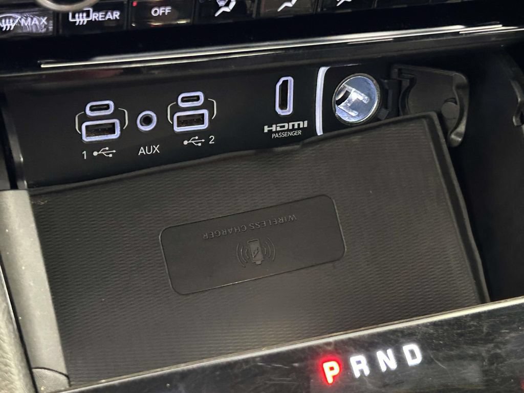 Used 2023 Jeep Grand Cherokee L Summit w/ Rear Seat Video Group I AWD/4WD image 27