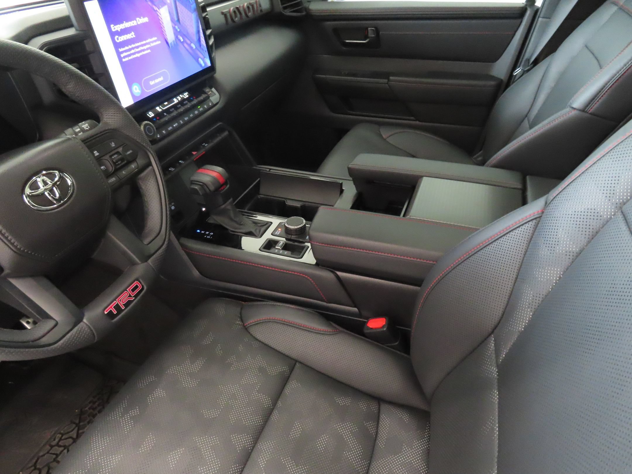 Used 2025 Toyota Sequoia TRD Pro AWD/4WD image 22