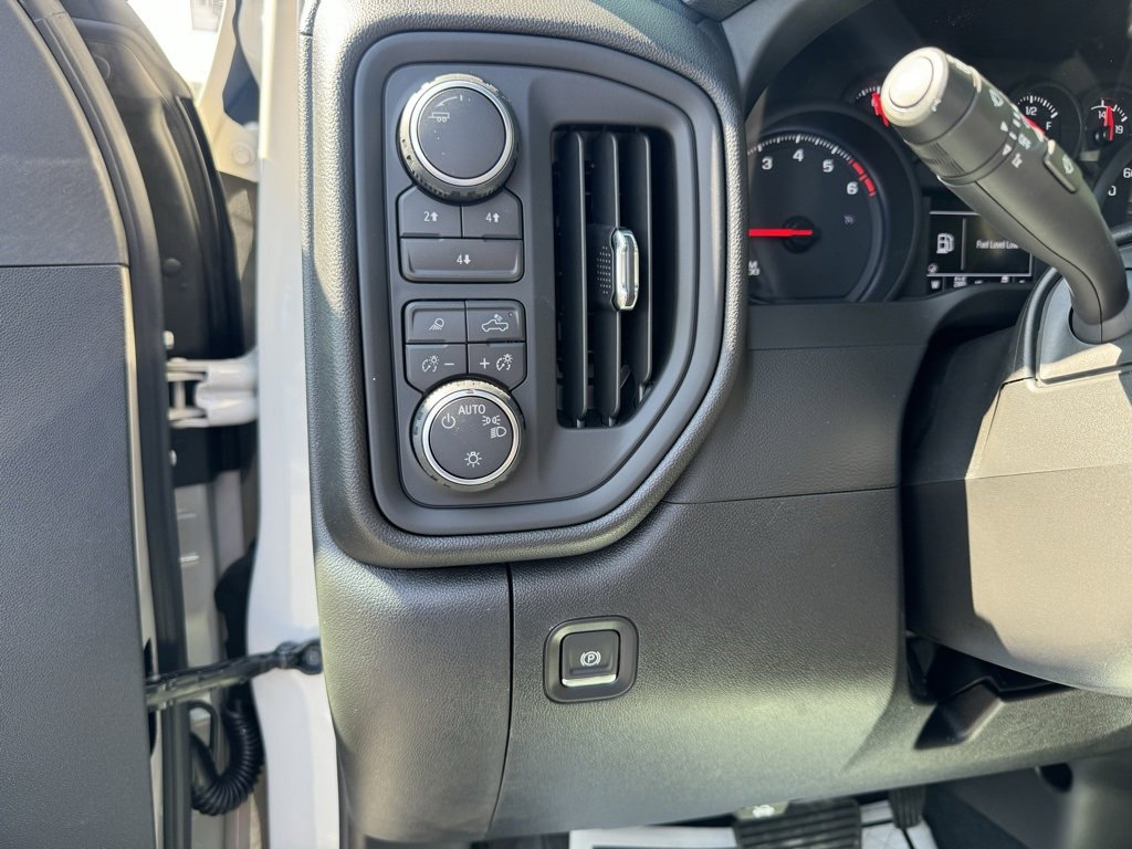 New 2026 Chevrolet Silverado 2500 Custom image 19