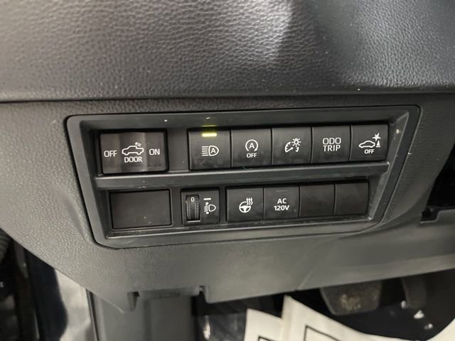 Used 2023 Toyota Tundra SR5 w/ SR5 Premium Package AWD/4WD image 29