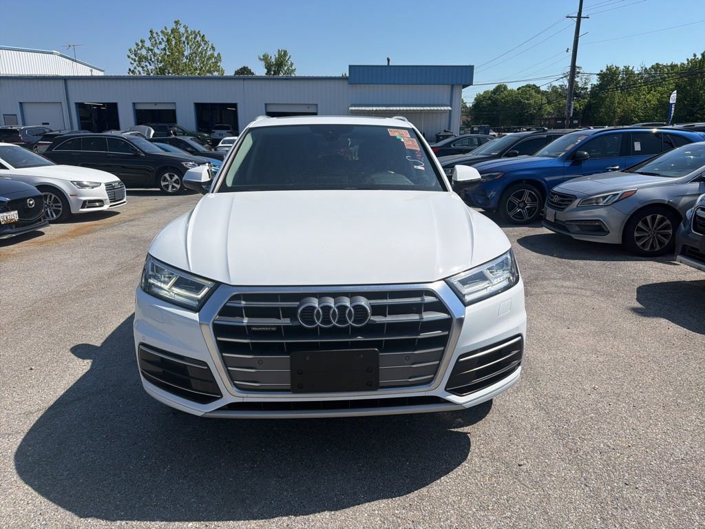 Used 2018 Audi Q5 2.0T Premium Plus w/ Premium Plus Package AWD/4WD image 2