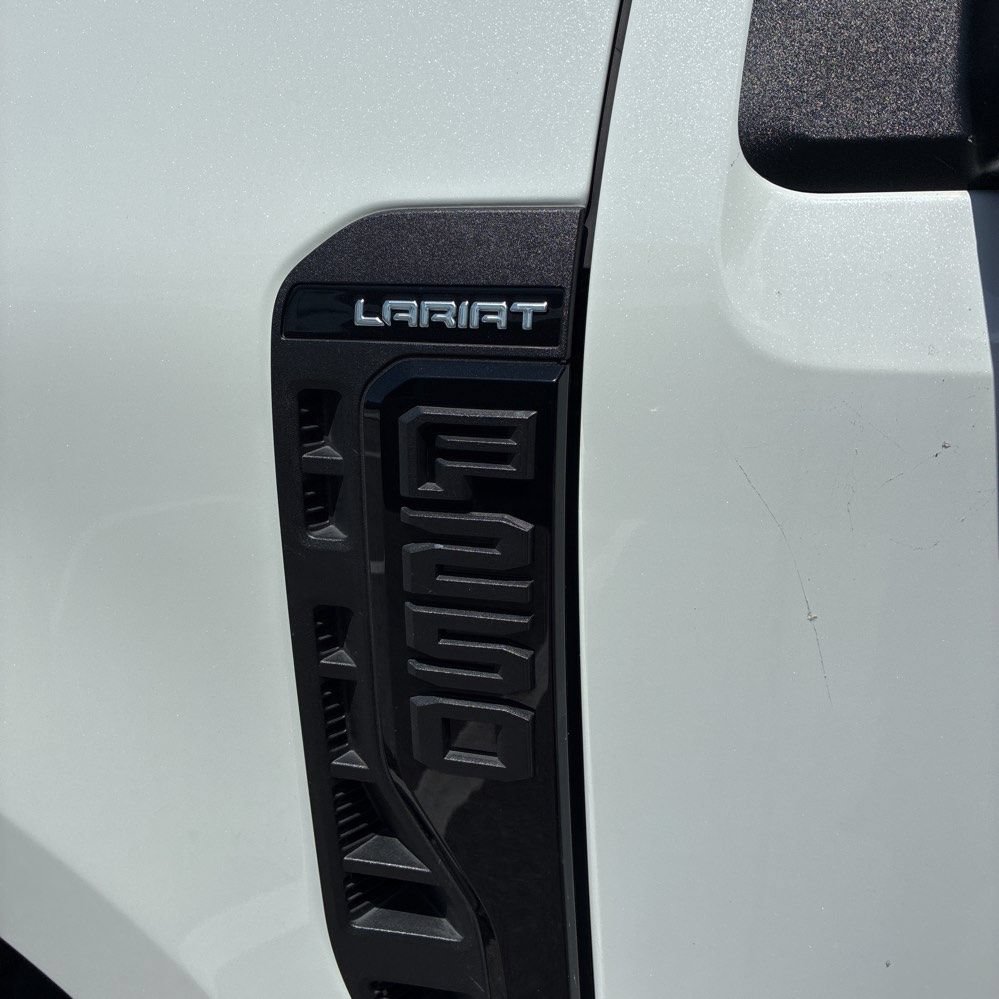 Used 2023 Ford F250 Lariat w/ Lariat Ultimate Package AWD/4WD image 8