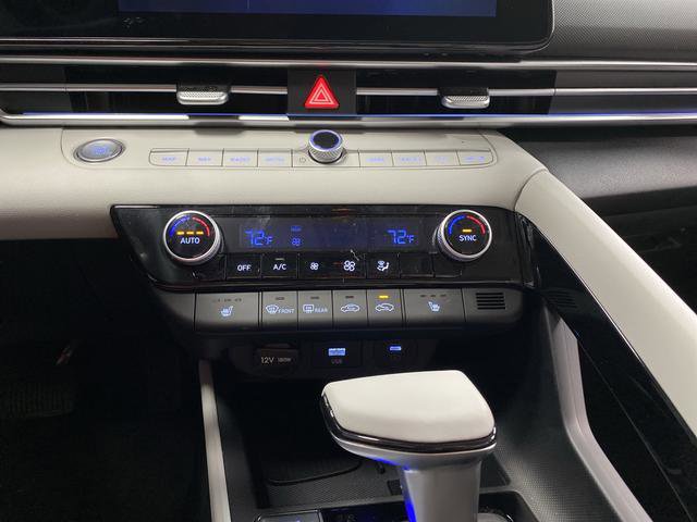 New 2026 Hyundai Elantra Limited FWD image 19