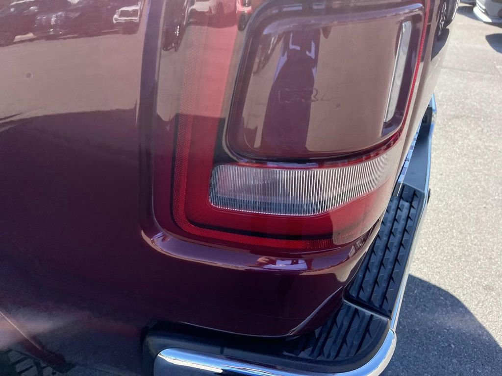 Used 2022 RAM 1500 Laramie image 10