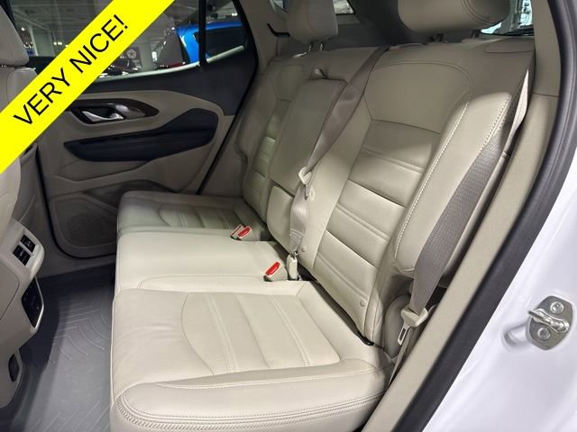 Used 2024 GMC Terrain Denali w/ Denali Premium Package image 28
