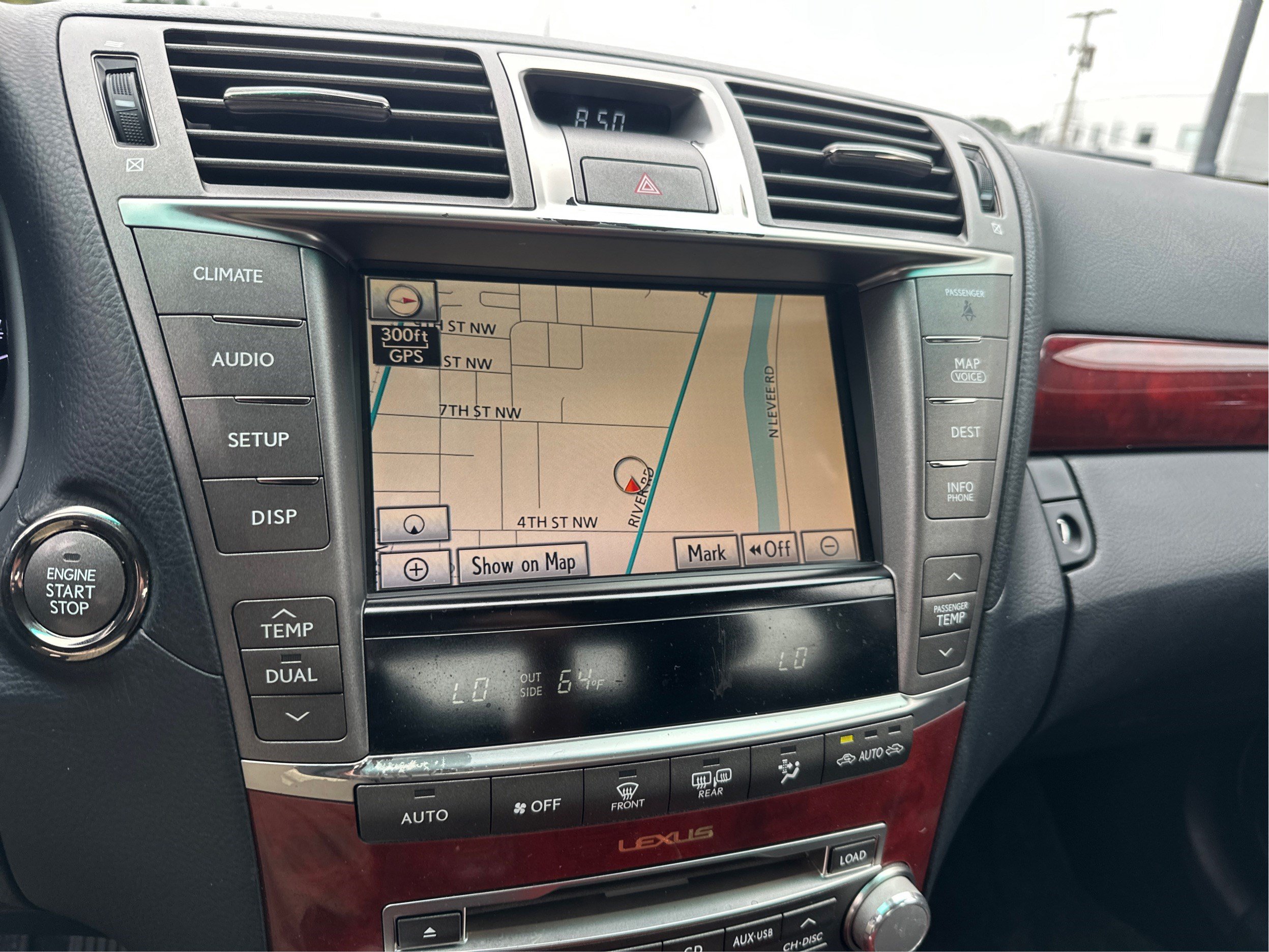 Used 2012 Lexus LS 460 AWD w/ Comfort Pkg image 30