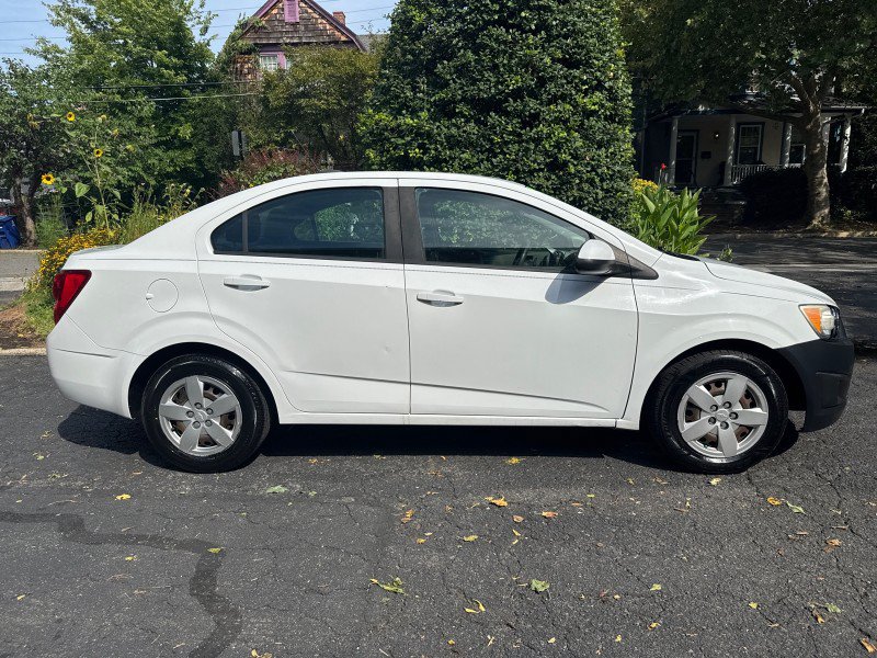Used 2015 Chevrolet Sonic LS FWD image 6