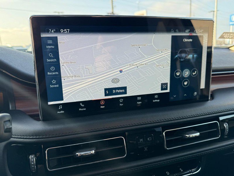 Certified 2023 Lincoln Nautilus Reserve w/ Equipment Group 201A image 21