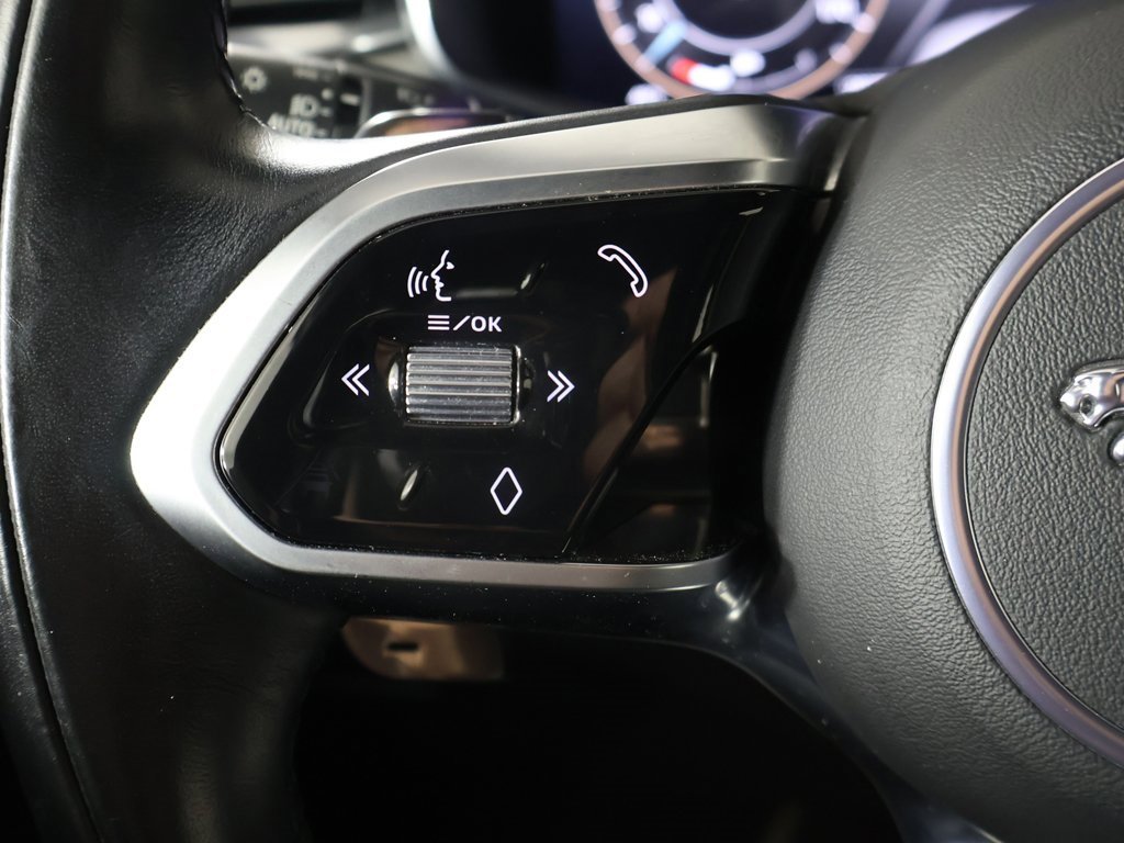 Used 2024 Jaguar F-PACE R-Dynamic S image 42