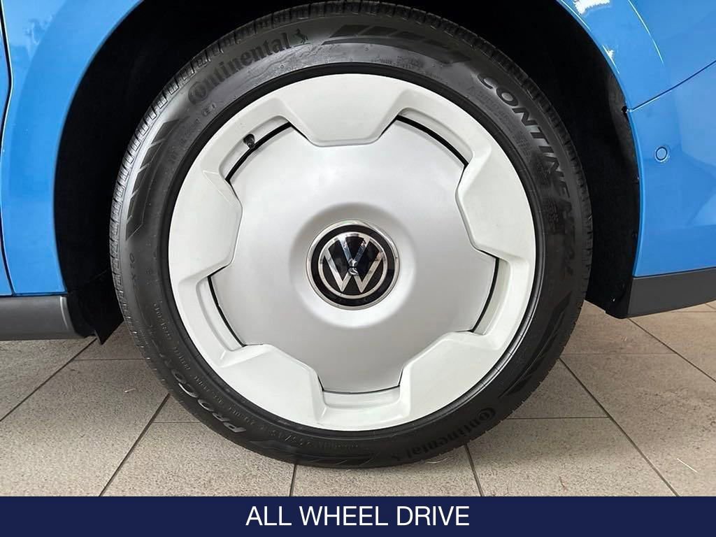 New 2025 Volkswagen ID. Buzz 1st Edition image 25