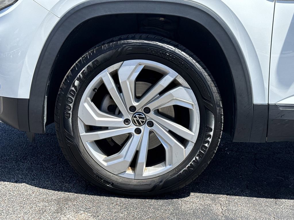 Used 2020 Volkswagen Atlas Cross Sport SEL AWD/4WD image 9