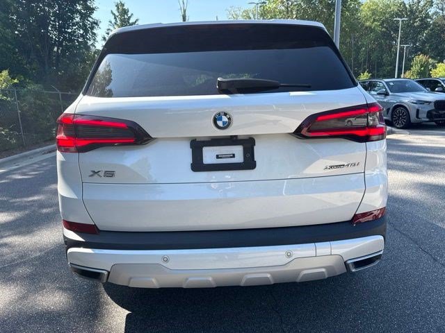 Used 2023 BMW X5 xDrive40i w/ Premium Package AWD/4WD image 6