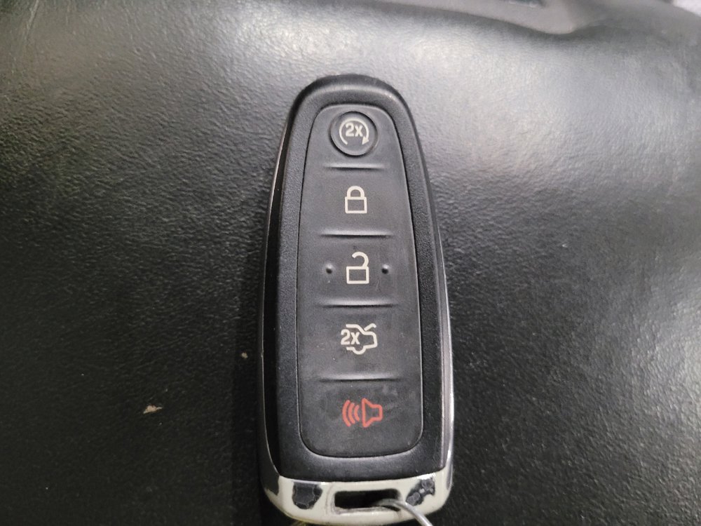 Used 2015 Lincoln MKX AWD w/ Equipment Group 101A image 32