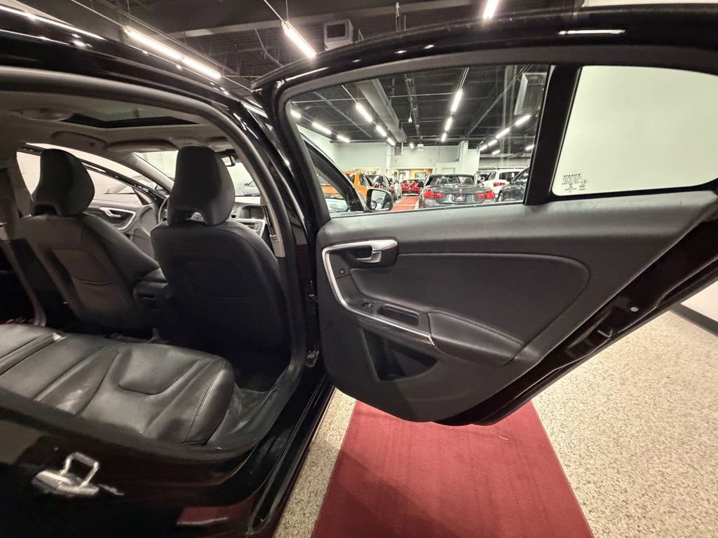 Used 2015 Volvo S60 T5 Premier Plus image 25