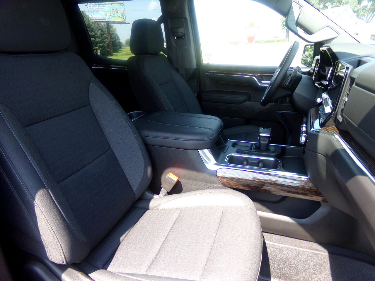 Used 2023 GMC Sierra 1500 Elevation image 33