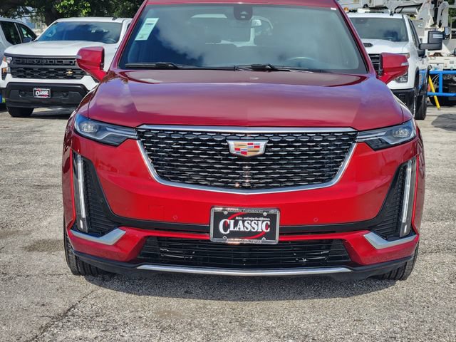 Used 2024 Cadillac XT6 Luxury FWD image 2