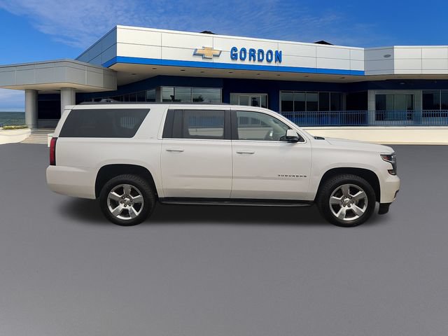 Used 2016 Chevrolet Suburban LT w/ Luxury Package AWD/4WD image 7
