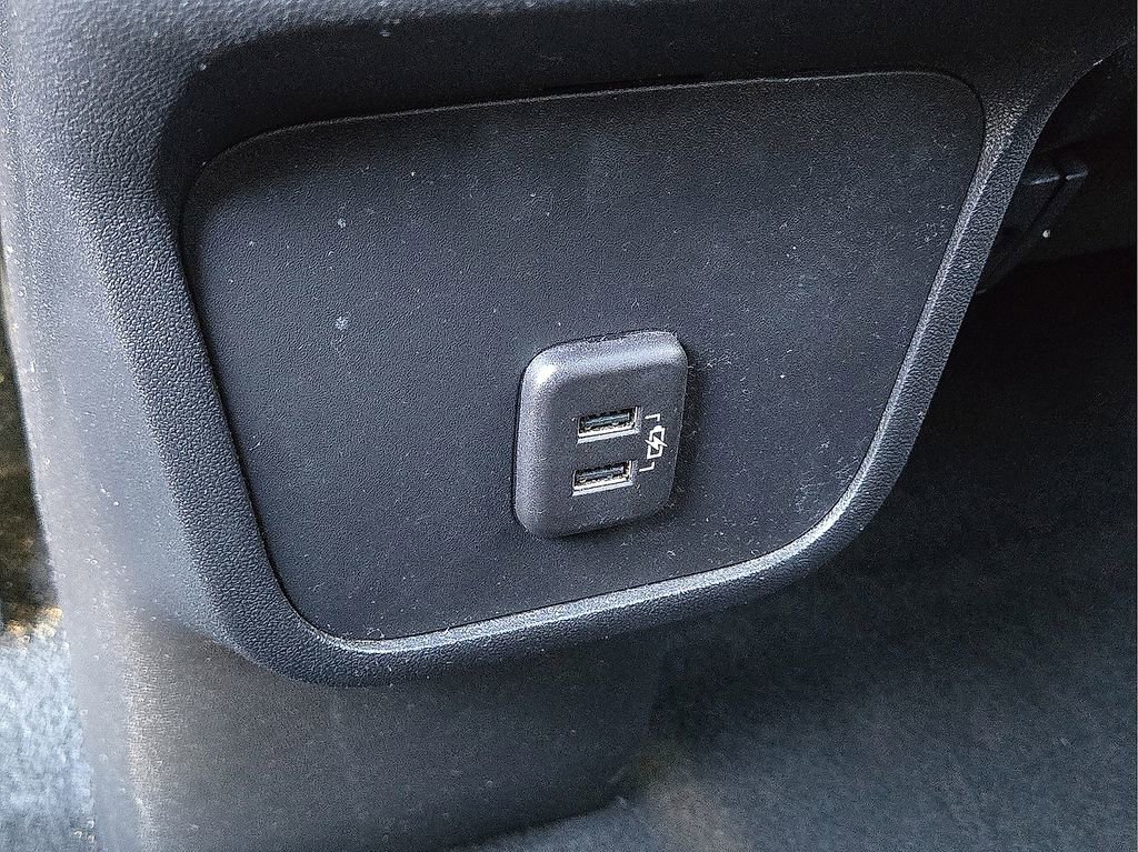 Used 2023 Chevrolet Equinox LS w/ Sport Edition image 15